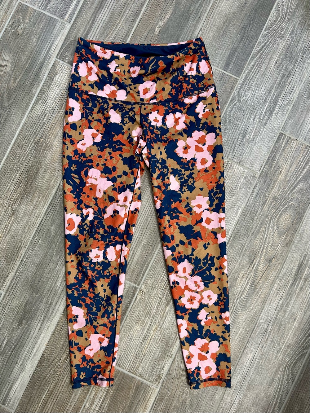 prAna Kimble Printed 7/8 Leggings in Nordic Pink Wildflower, Women’s Size M